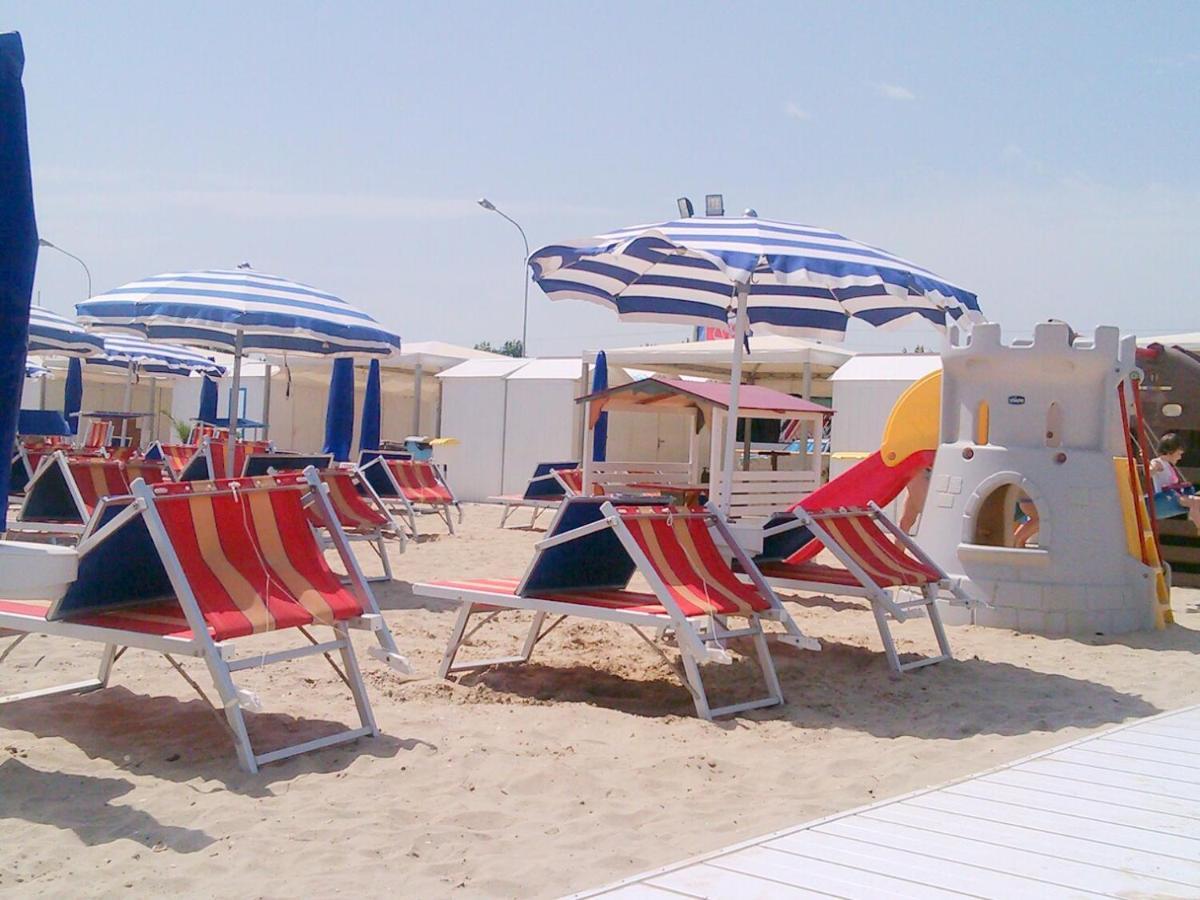 Camping Blu Fantasy Senigallia Exterior foto